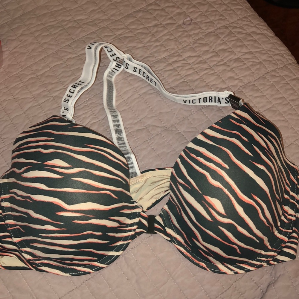 Victoria’s Secret T Shirt Demi Racerback Bra
